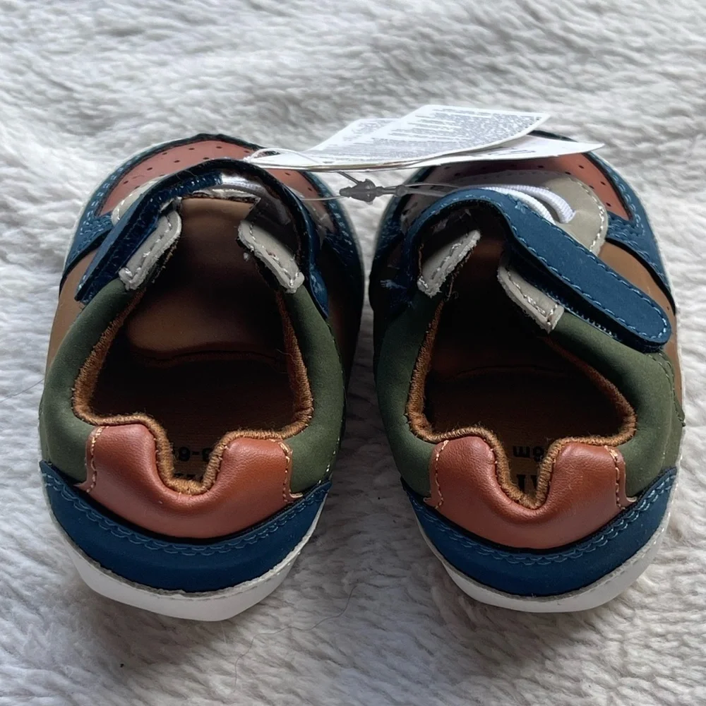 Baby Gap NWT baby sneaker loafer shoes